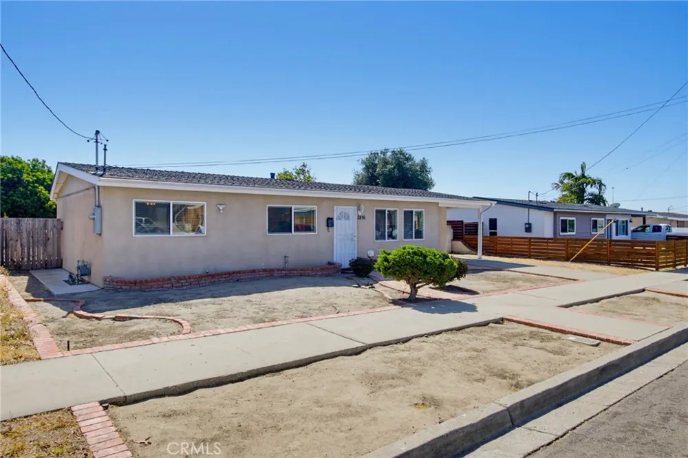 2816 Louise Street Oceanside, CA 92056