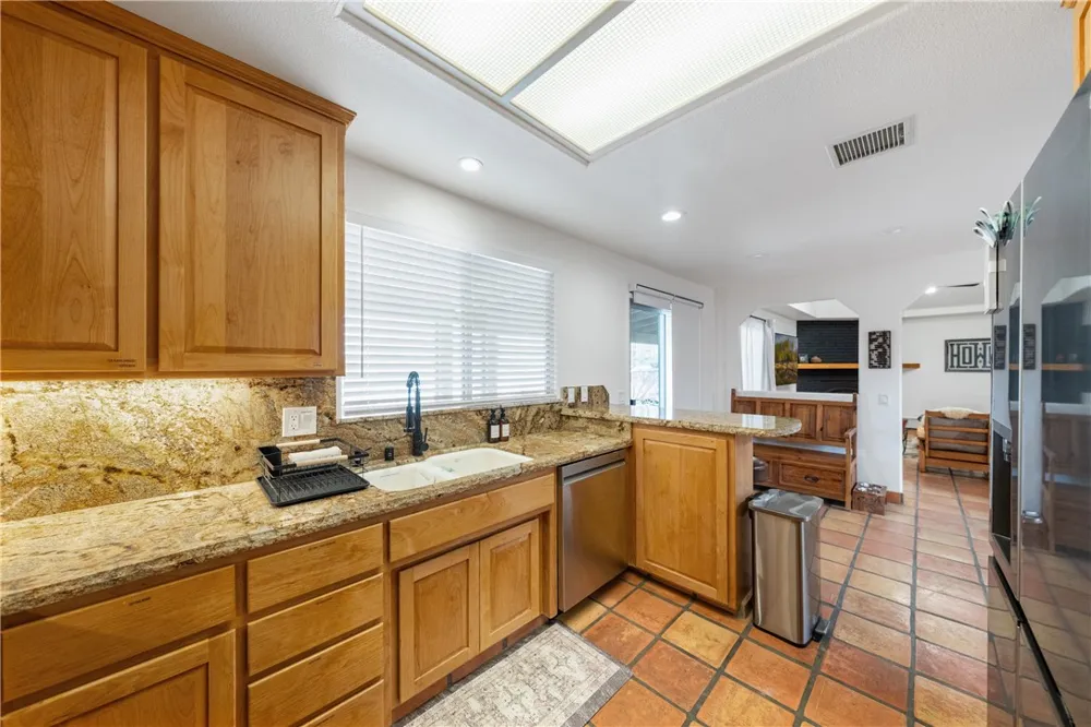 58328 Bonanza Yucca Valley, CA 92284