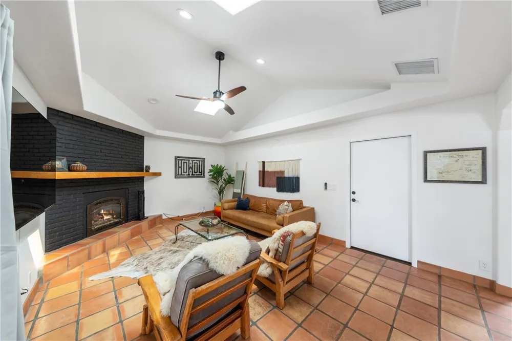 58328 Bonanza Yucca Valley, CA 92284