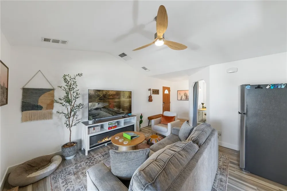 58328 Bonanza Yucca Valley, CA 92284