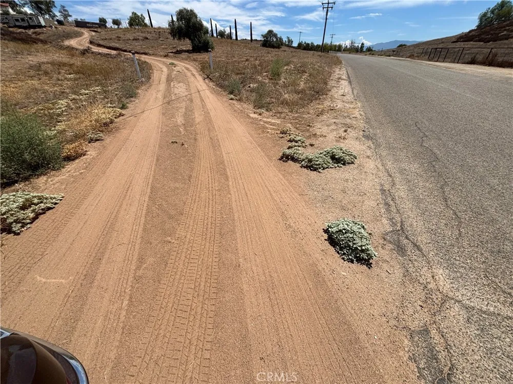 San Ignacio Road Sage, CA 92544