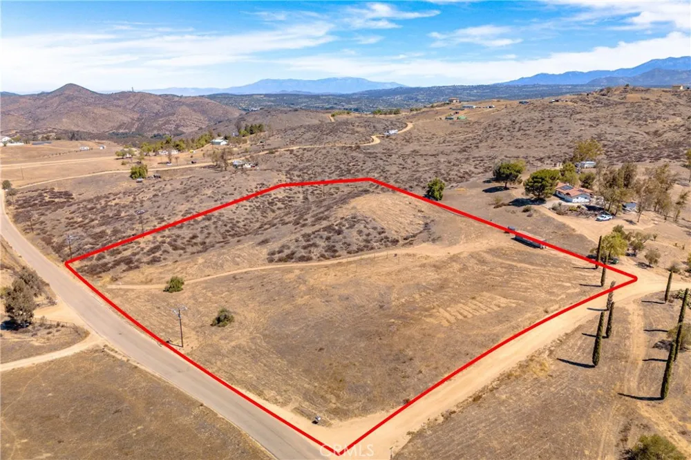 San Ignacio Road Sage, CA 92544