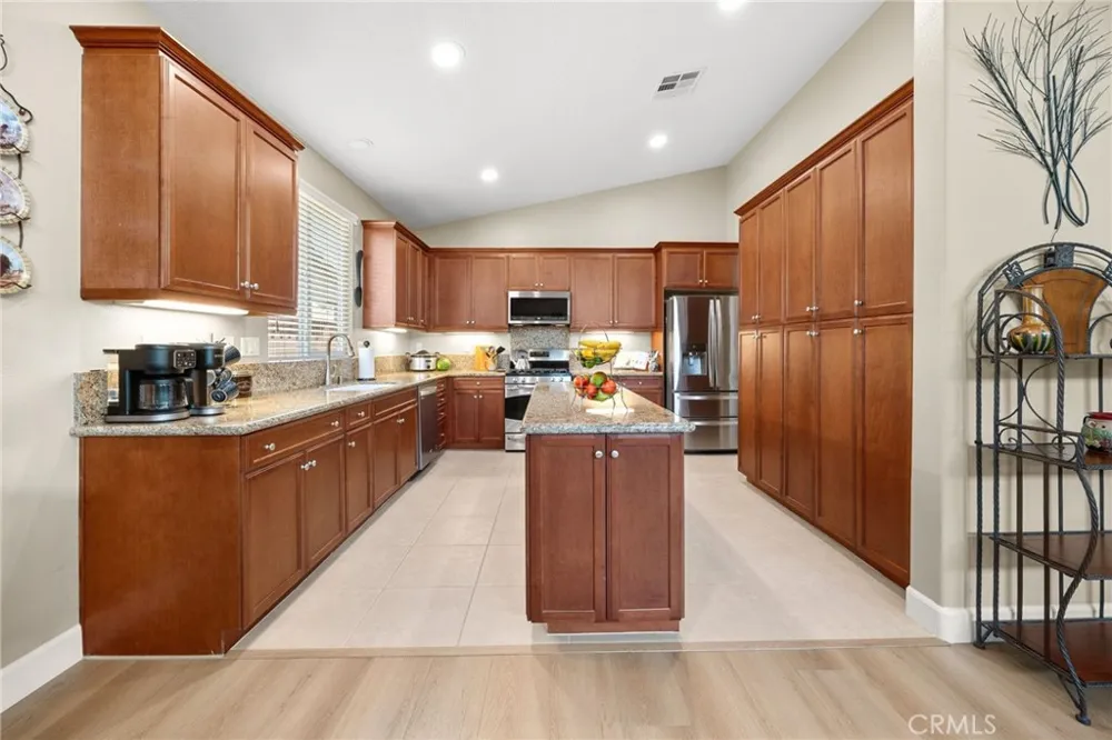 7771 Hagen Circle Hemet, CA 92545