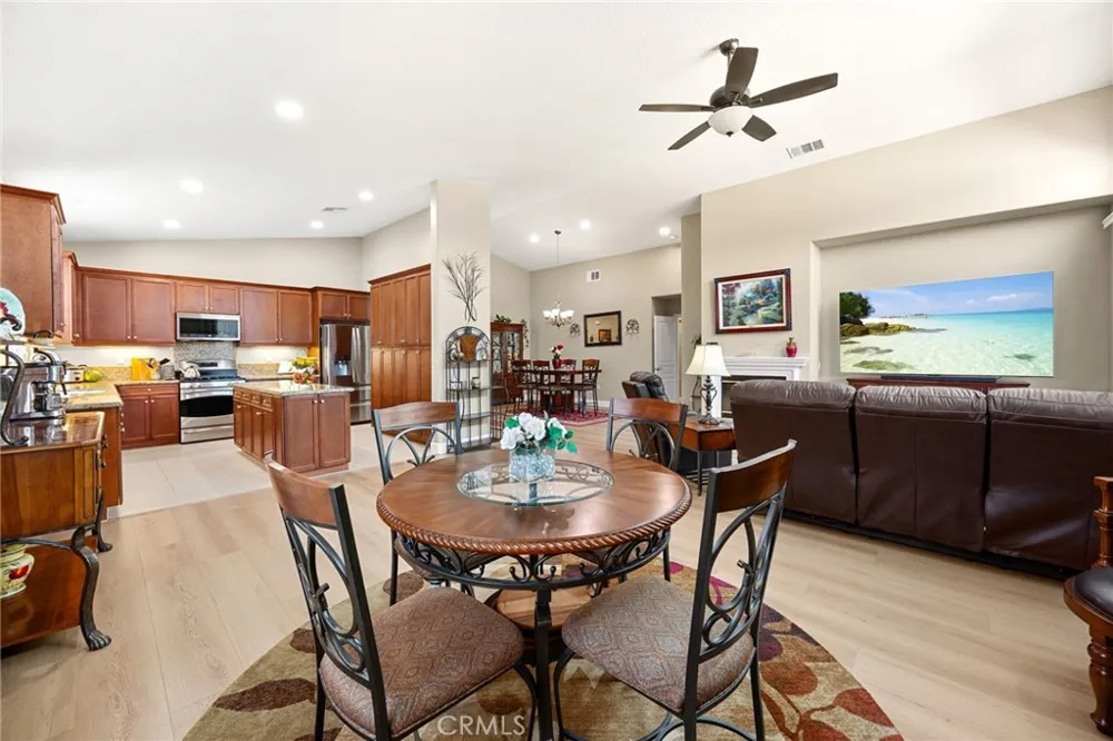 7771 Hagen Circle Hemet, CA 92545