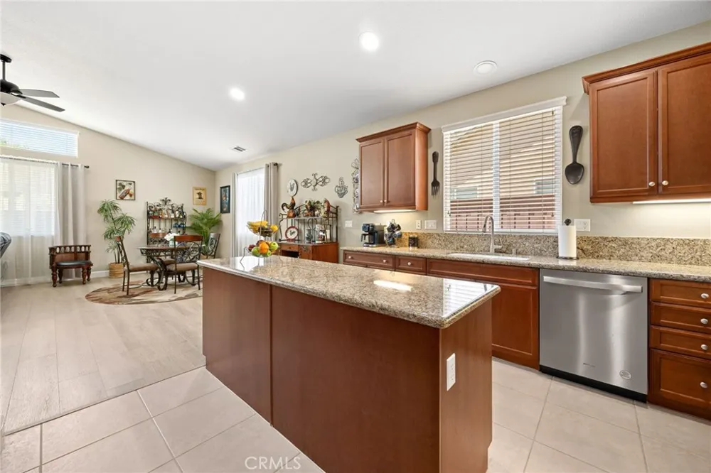 7771 Hagen Circle Hemet, CA 92545