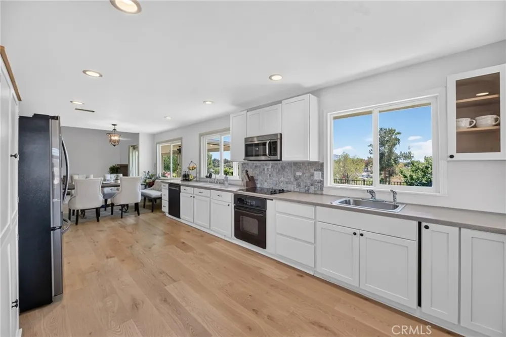 30701 Del Rey Temecula, CA 92591