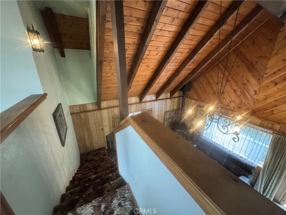 53460 Country Club Idyllwild, CA 92549