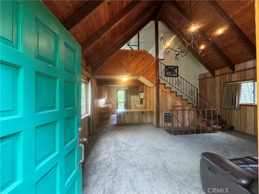 53460 Country Club Idyllwild, CA 92549
