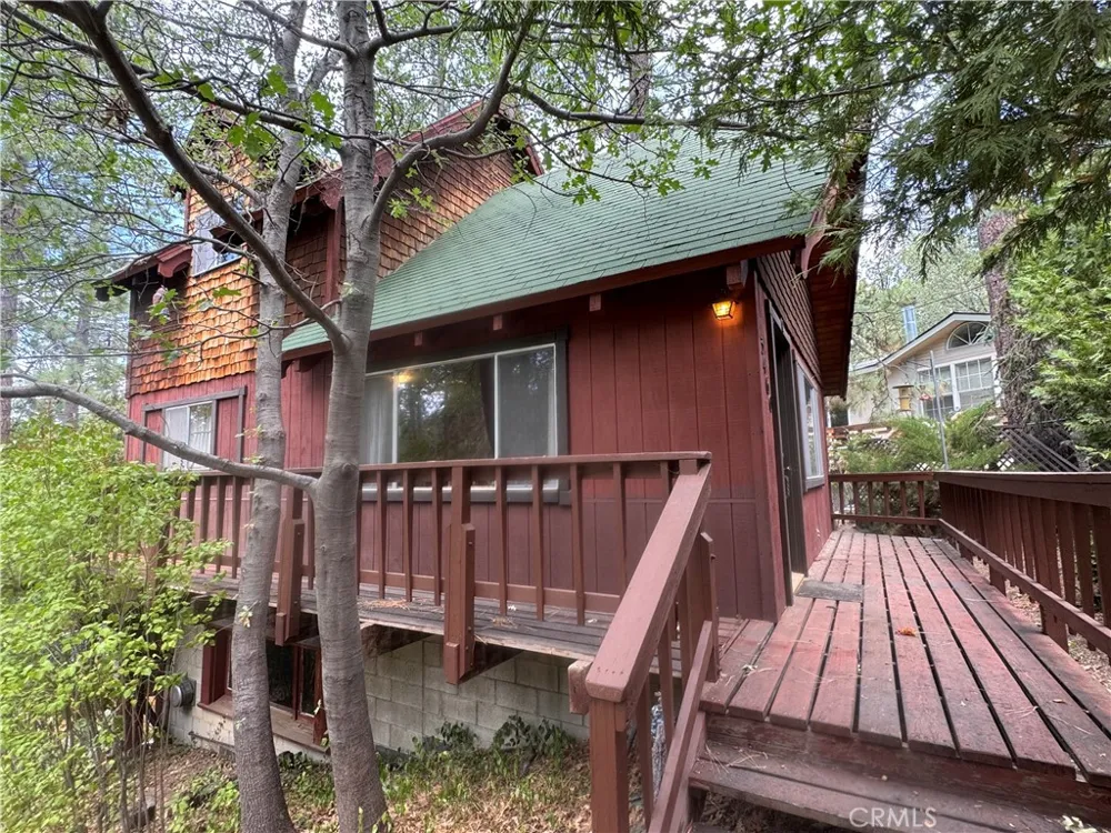 53460 Country Club Idyllwild, CA 92549