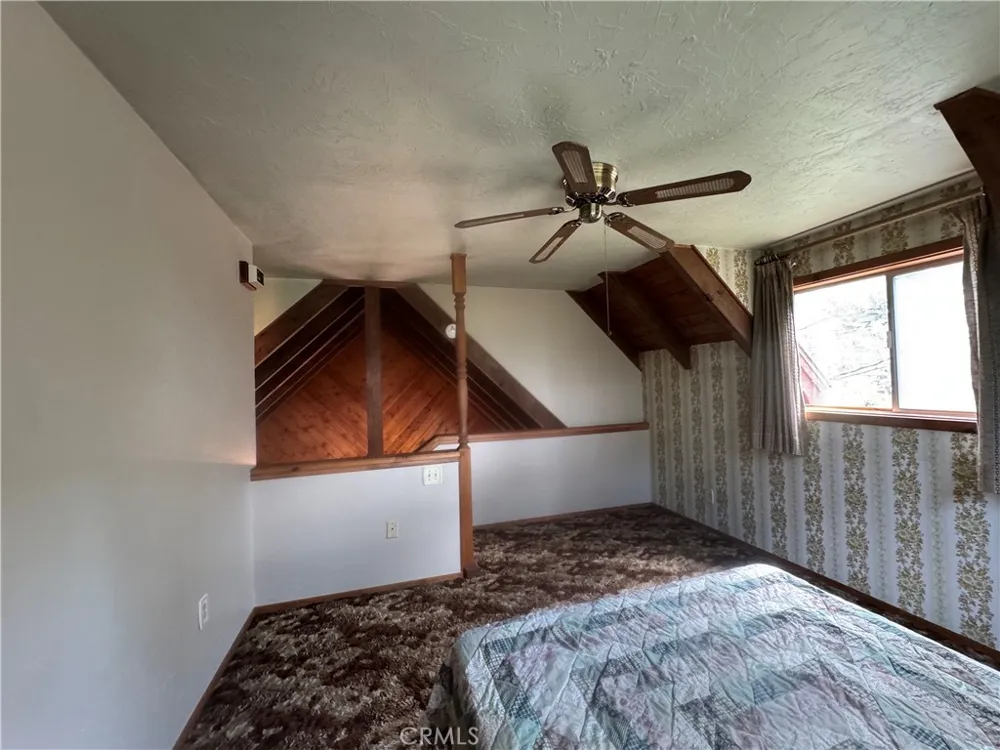 53460 Country Club Idyllwild, CA 92549