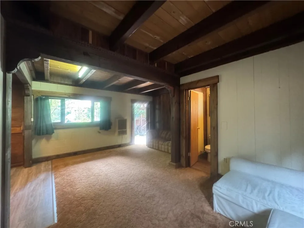 53460 Country Club Idyllwild, CA 92549