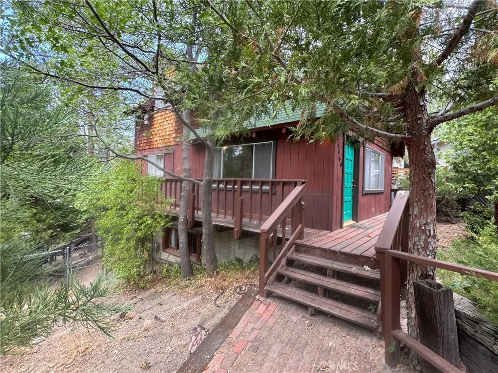53460 Country Club Idyllwild, CA 92549