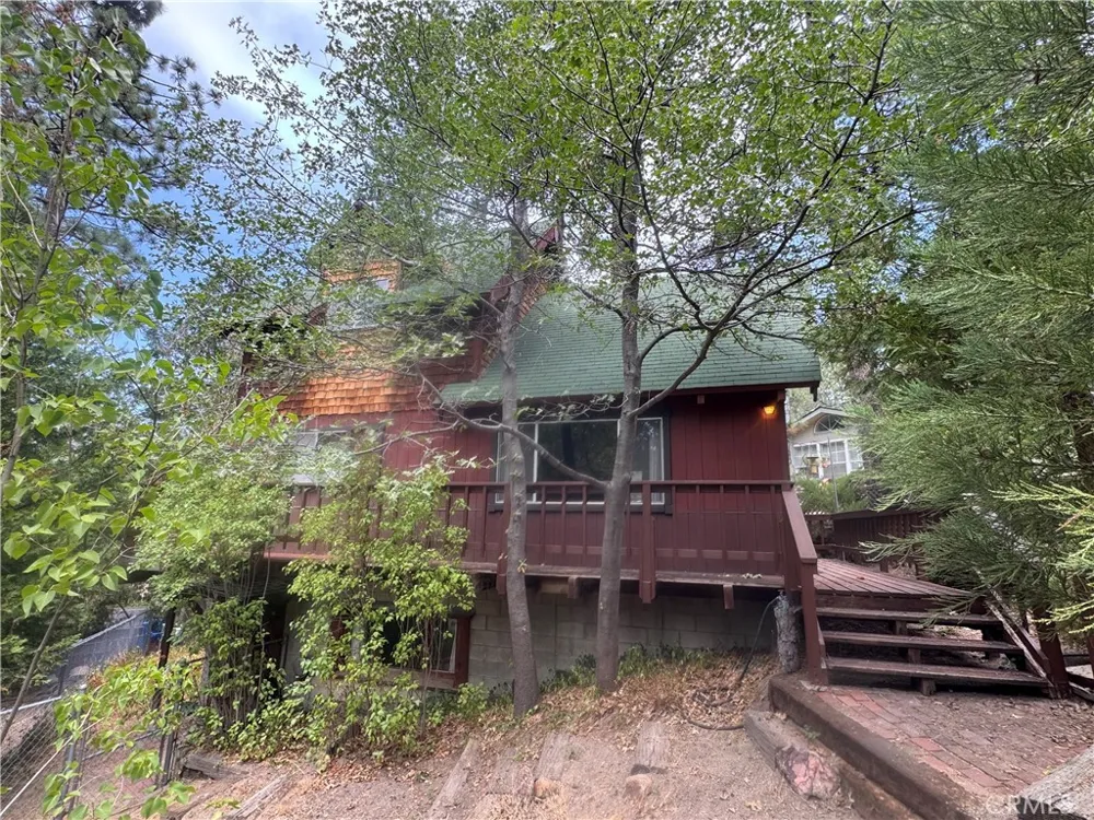 53460 Country Club Idyllwild, CA 92549