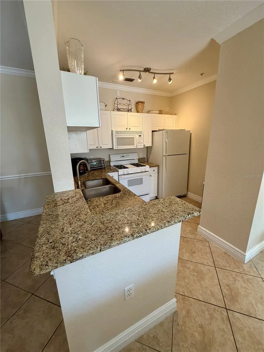 2724 VIA MURANO #622 Clearwater, FL 33764