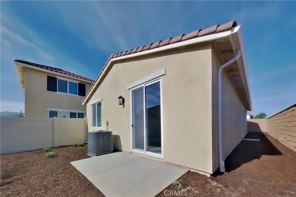 611 Citron Street #2 Corona, CA 92882