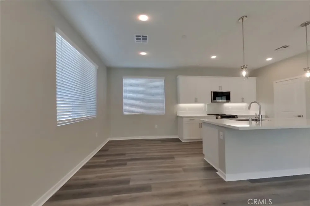 611 Citron Street #2 Corona, CA 92882