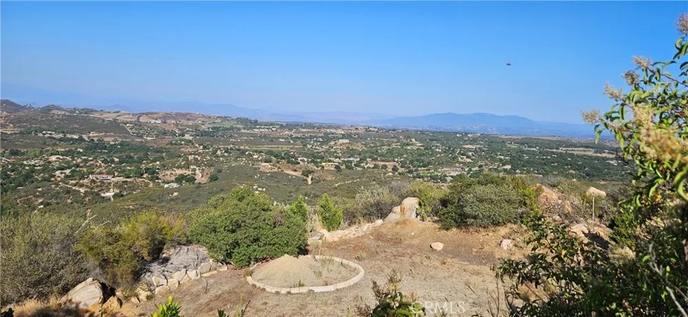41420 Hacienda Drive Murrieta, CA 92562
