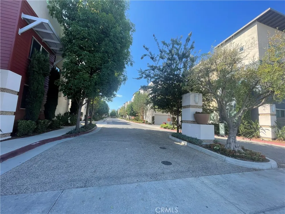 5788 Acacia Lakewood, CA 90712
