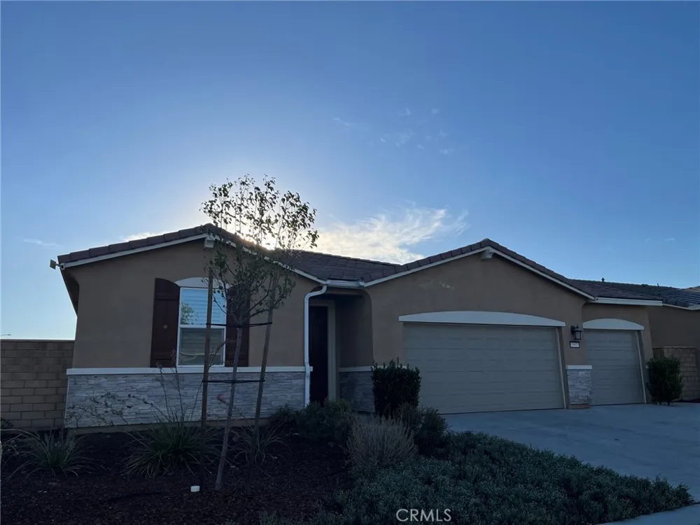 1937 Old Canyon Hemet, CA 92545