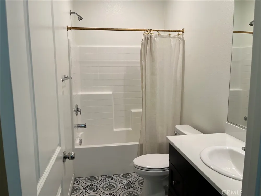 1937 Old Canyon Hemet, CA 92545