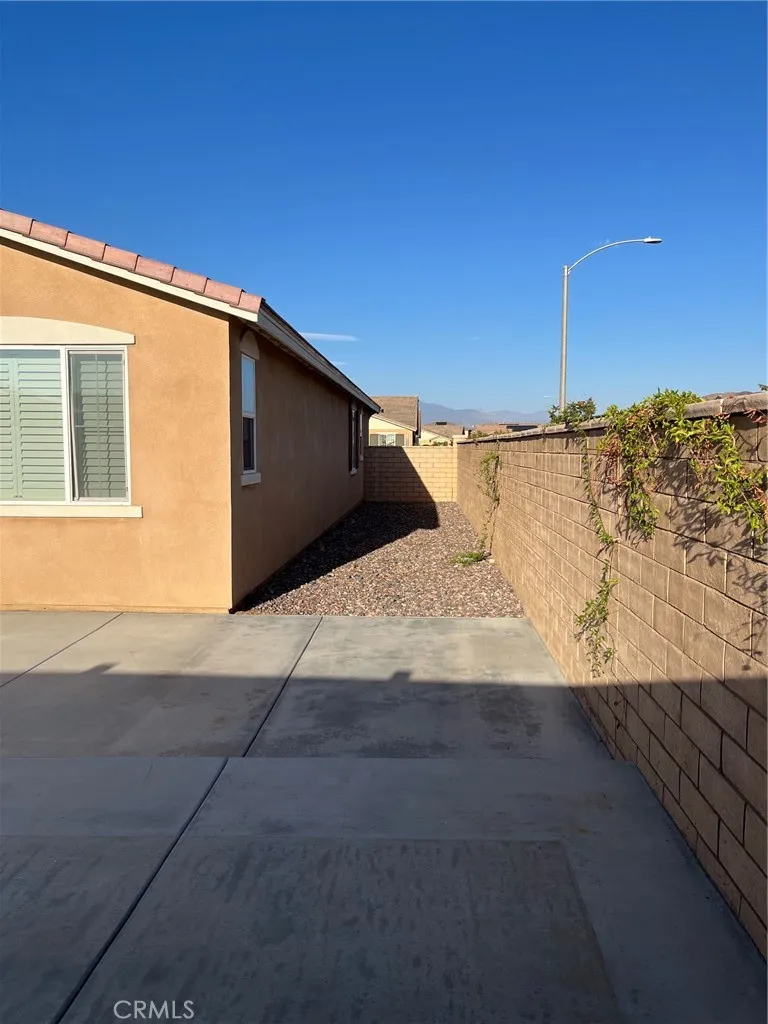 1937 Old Canyon Hemet, CA 92545