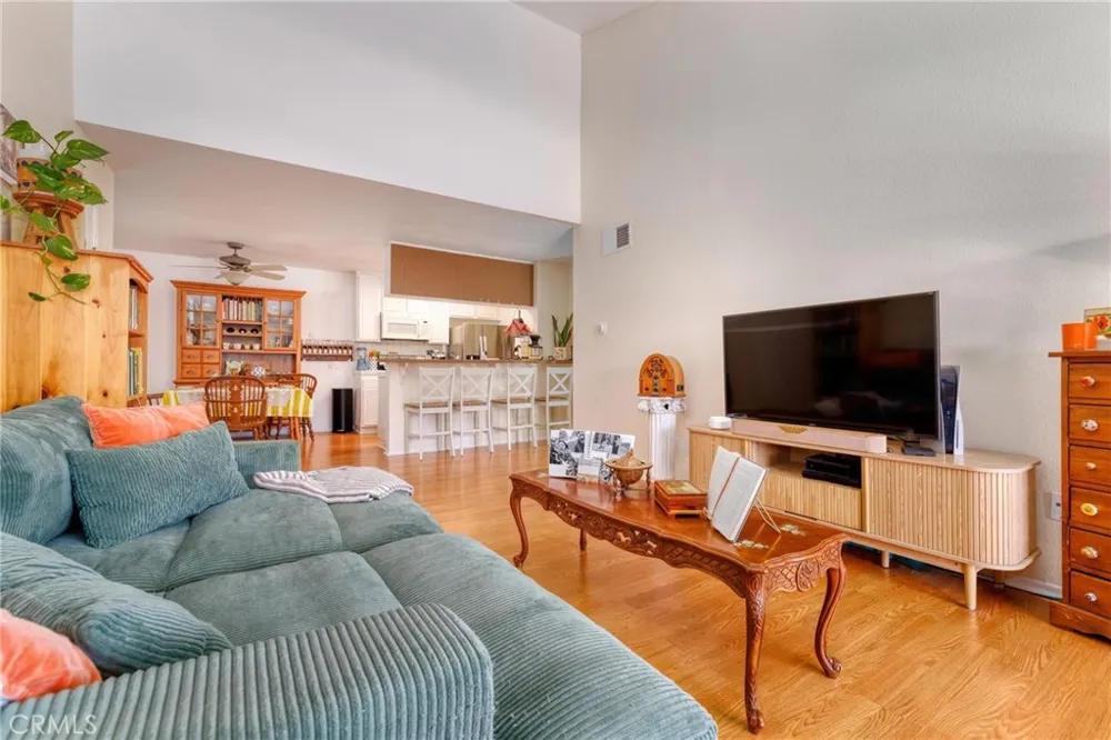 24518 Nicklaus Drive #O10 Valencia, CA 91355