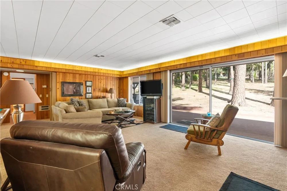 25220 Rim Rock Idyllwild, CA 92549