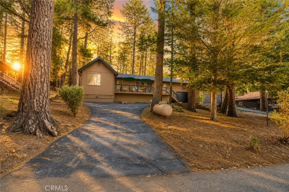 25220 Rim Rock Idyllwild, CA 92549