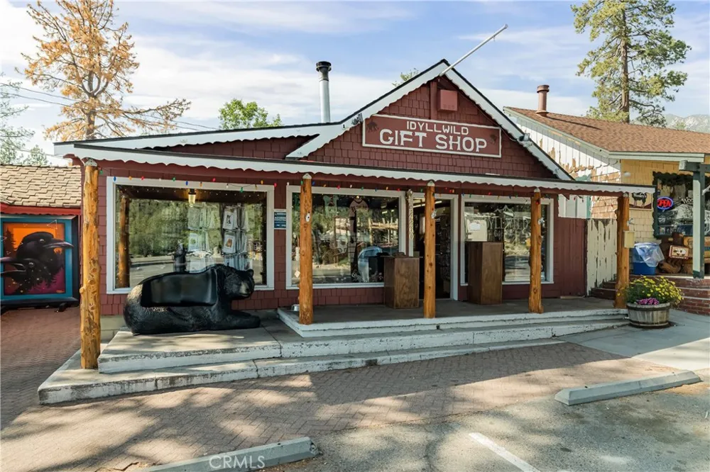 25220 Rim Rock Idyllwild, CA 92549