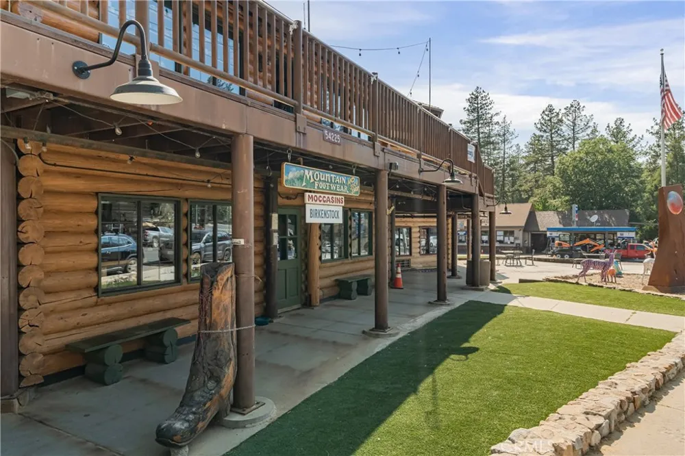 25220 Rim Rock Idyllwild, CA 92549