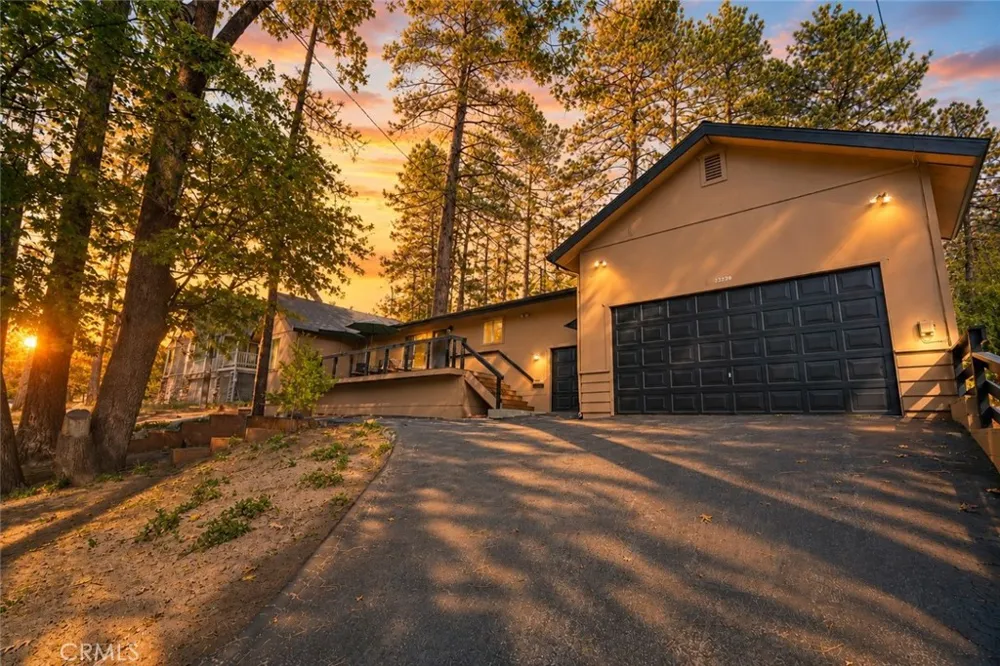 25220 Rim Rock Idyllwild, CA 92549