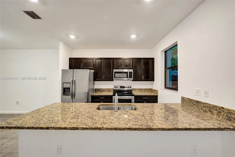 2805 SW 17 Avenue #0 Fort Lauderdale, FL 33315