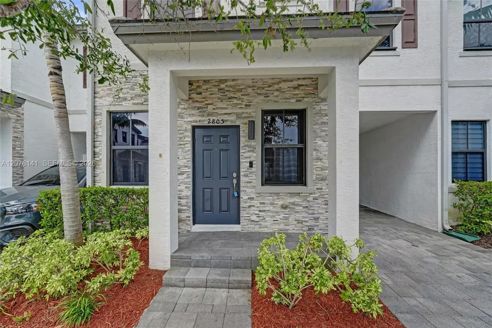 2805 SW 17 Avenue #0 Fort Lauderdale, FL 33315