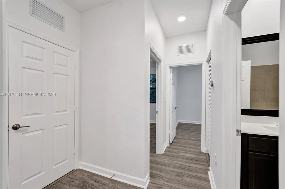 2805 SW 17 Avenue #0 Fort Lauderdale, FL 33315