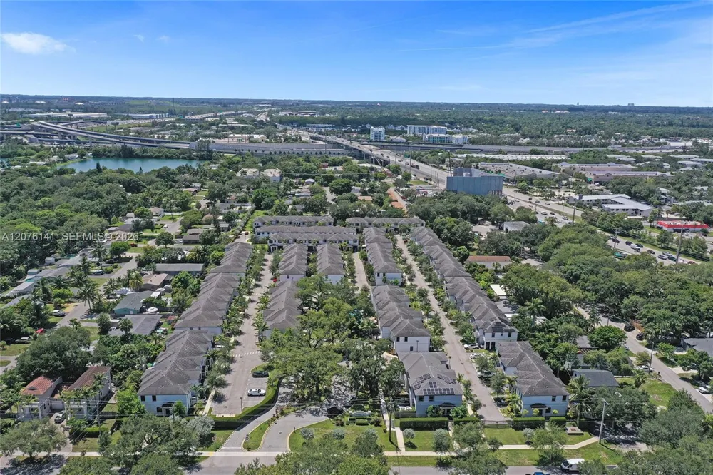 2805 SW 17 Avenue #0 Fort Lauderdale, FL 33315
