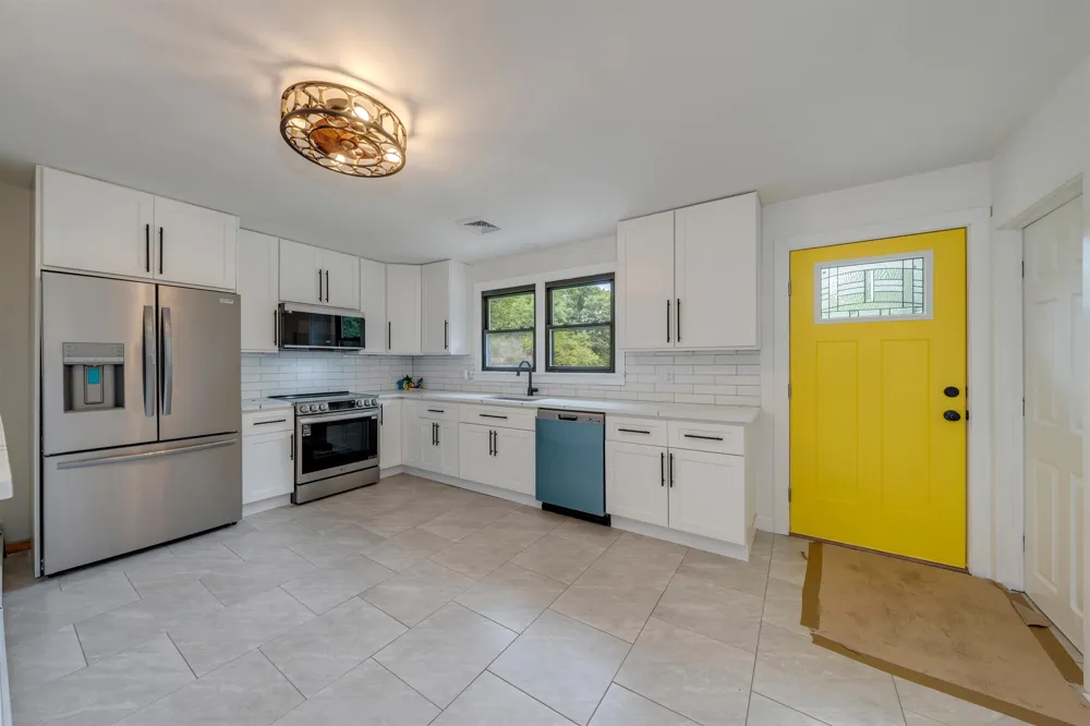 126 Academy Lane Ocean View, NJ 08210