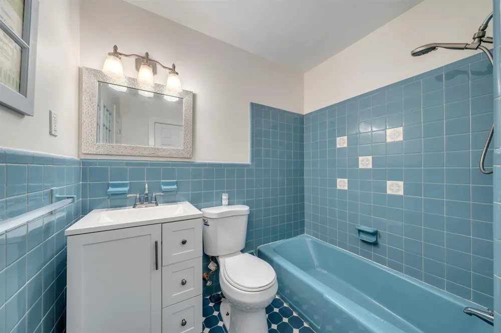 126 Academy Lane Ocean View, NJ 08210