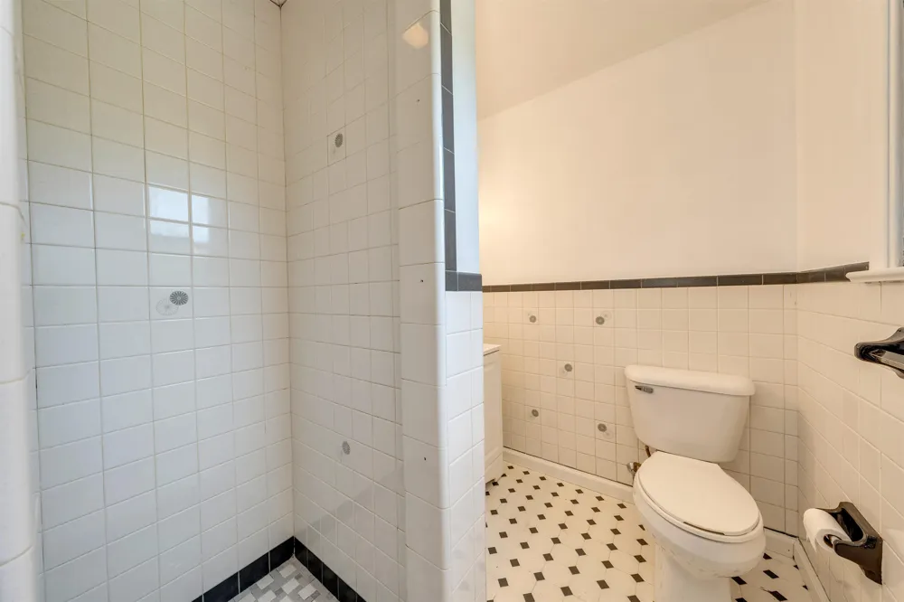 126 Academy Lane Ocean View, NJ 08210