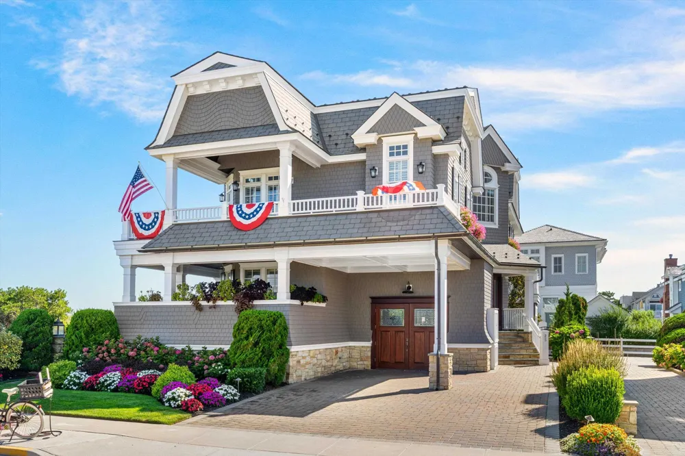 25 100th Street Stone Harbor, NJ 08247