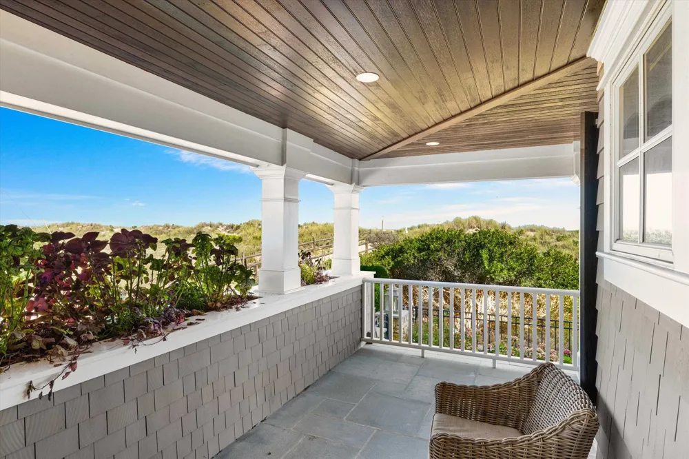 25 100th Street Stone Harbor, NJ 08247