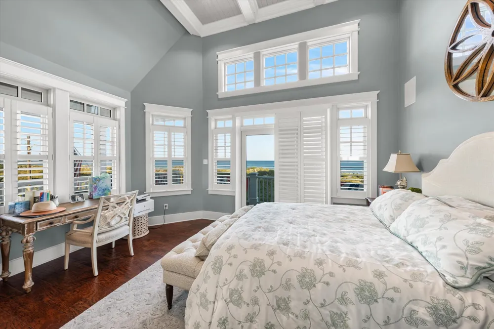 25 100th Street Stone Harbor, NJ 08247