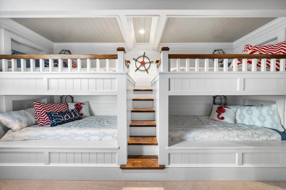 25 100th Street Stone Harbor, NJ 08247
