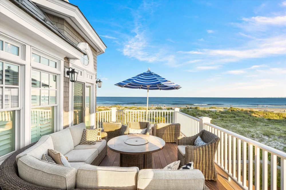 25 100th Street Stone Harbor, NJ 08247