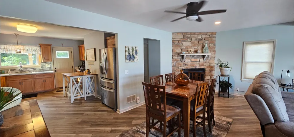 227 Lakeview Drive Walkerton, IN 46574