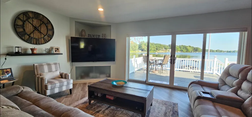 227 Lakeview Drive Walkerton, IN 46574