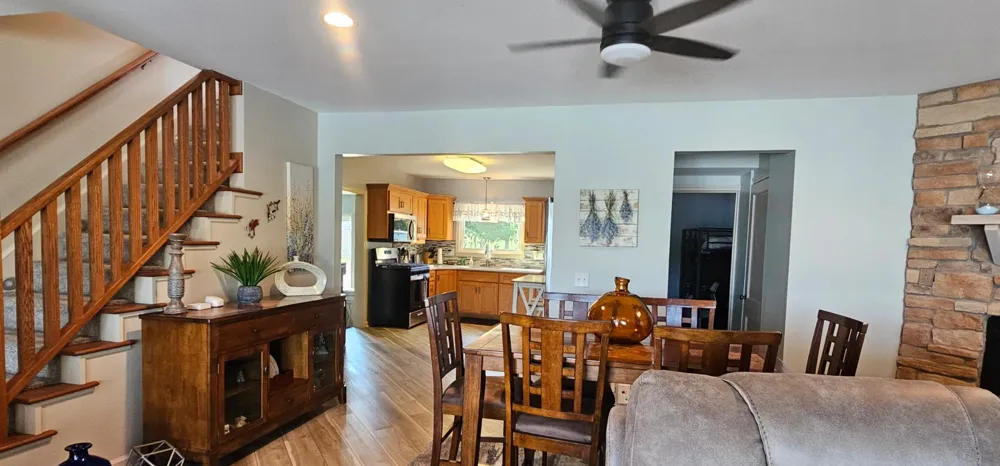 227 Lakeview Drive Walkerton, IN 46574