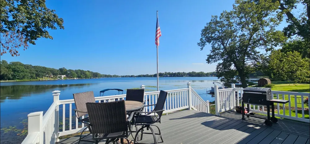 227 Lakeview Drive Walkerton, IN 46574