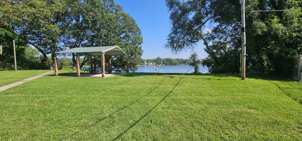 227 Lakeview Drive Walkerton, IN 46574