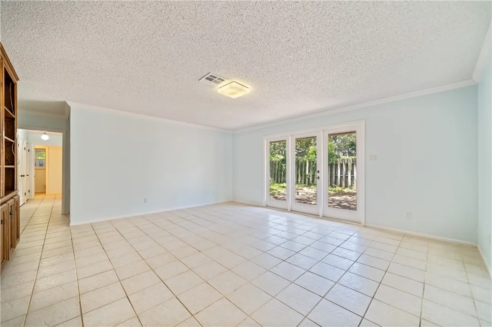 4518 CONGRESSIONAL DRIVE Corpus Christi, TX 78413