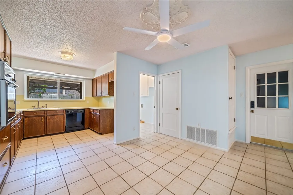 4518 CONGRESSIONAL DRIVE Corpus Christi, TX 78413
